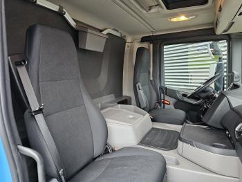 Scania P250 4X2 / FRIGOBLOCK / LBW